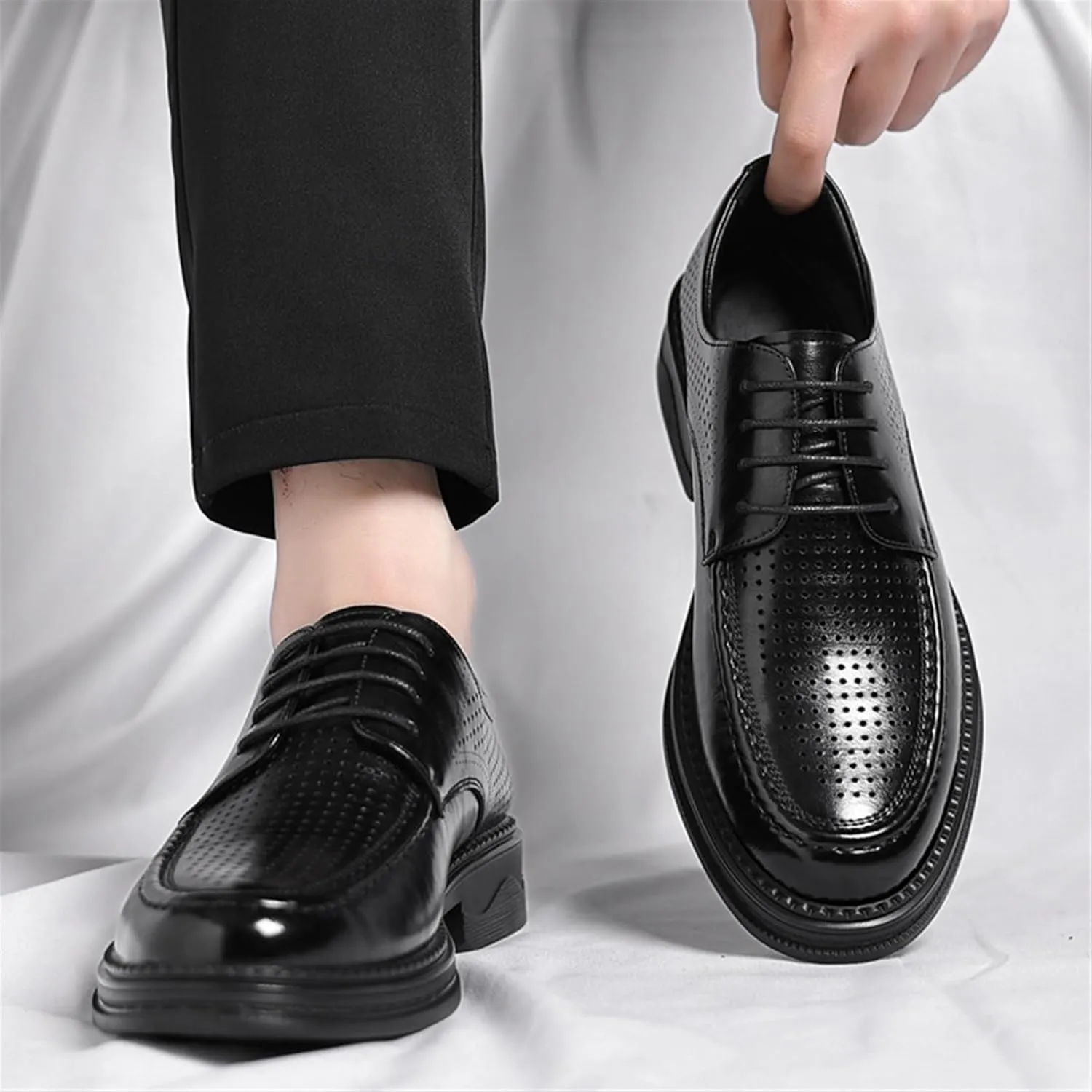 Men Dress Shoes Men's Breathable Leather Wingtip Brogue Oxfords Shoes Classic Lace Up Formal Tuxedo Derby Shoes for Men