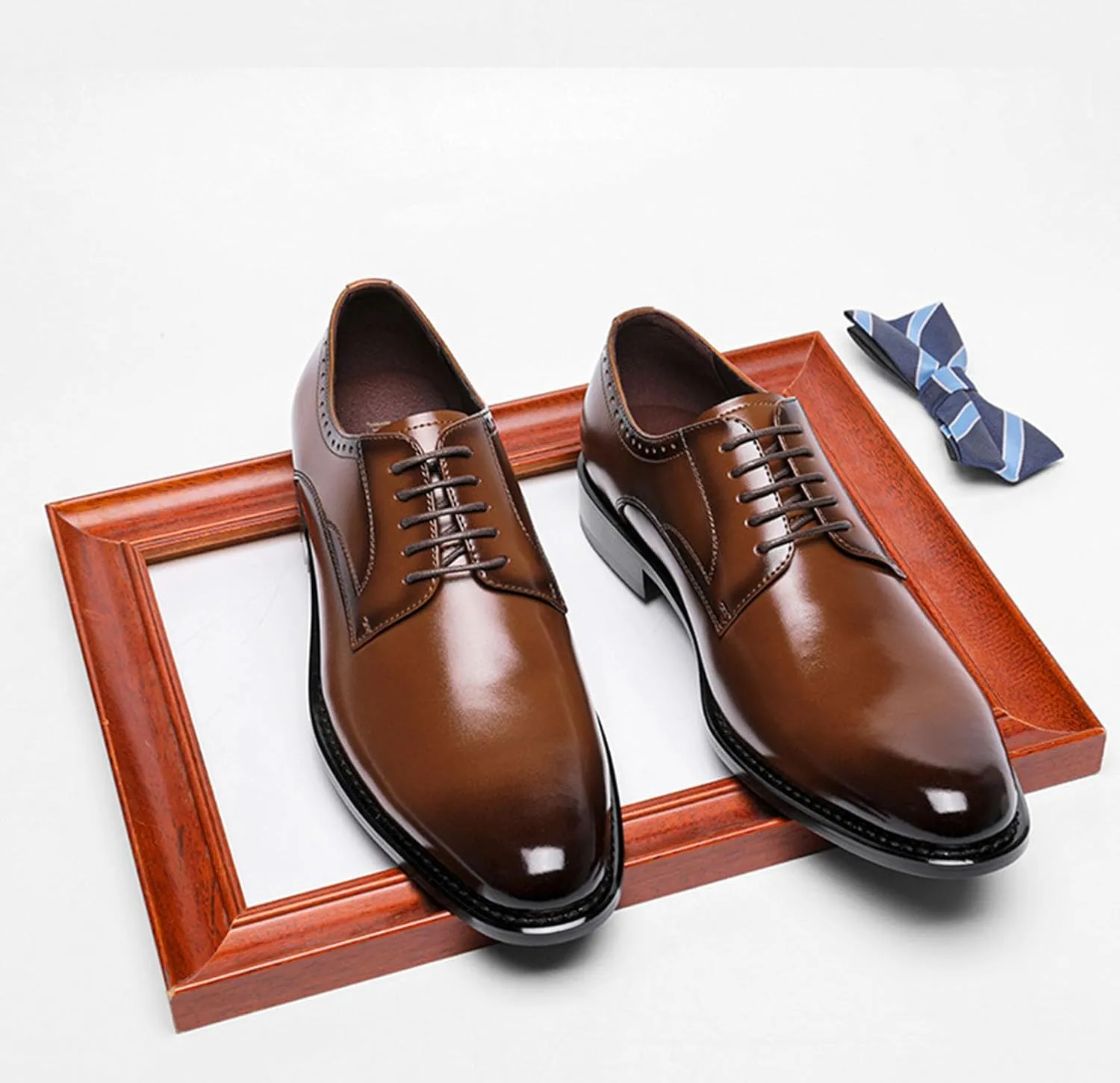 Men's Classic Genuine Leather Formal Business Derby Leather Shoes Fashion Lace Up Casual Tailcoat Oxford Shoes Comfortable Business Dress Shoes