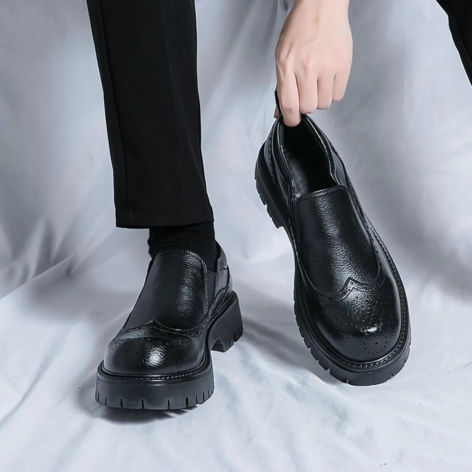 Men's Leather Wingtip Platform Loafers Classic Round Toe Slip-On Lug Sole Dress Shoes Business Casual Formal Work Shoes