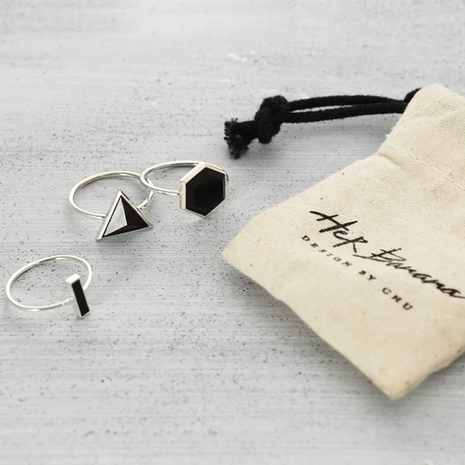 Triangle city onyx Ring